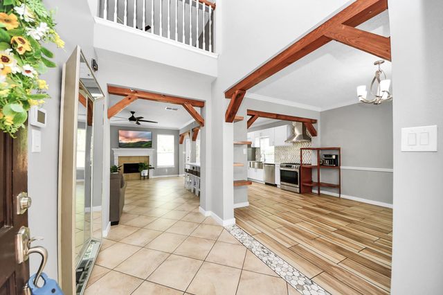 19219 Kristen Pine Drive, Humble, TX 77346