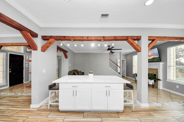 19219 Kristen Pine Drive, Humble, TX 77346