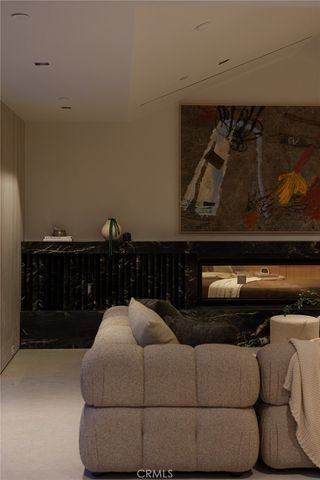 3187 Oakdell Rd, Studio City, CA 91604