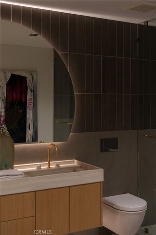 3187 Oakdell Rd, Studio City, CA 91604