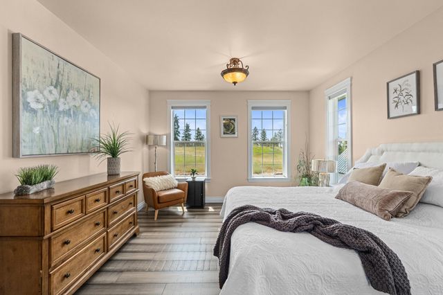 12101 E Randall Rd, Mead, WA 99021