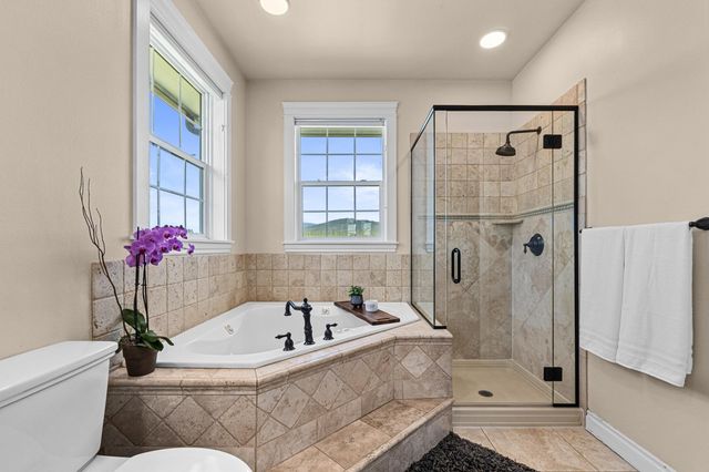 12101 E Randall Rd, Mead, WA 99021