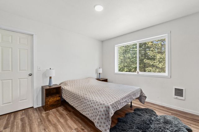 12101 E Randall Rd, Mead, WA 99021