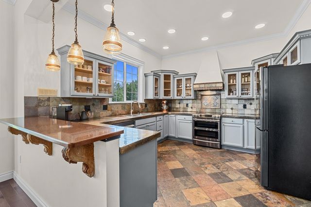 12101 E Randall Rd, Mead, WA 99021