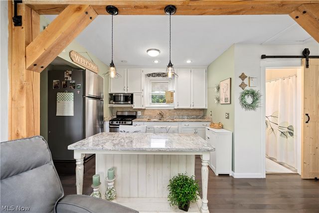 1092 Cooper Foster Park Road, Lorain, OH 44053