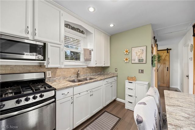 1092 Cooper Foster Park Road, Lorain, OH 44053