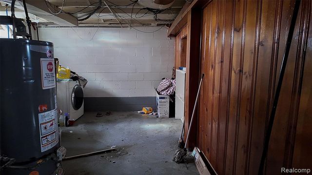 19412 Prest Street, Detroit, MI 48235