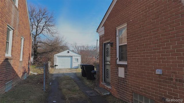 19412 Prest Street, Detroit, MI 48235