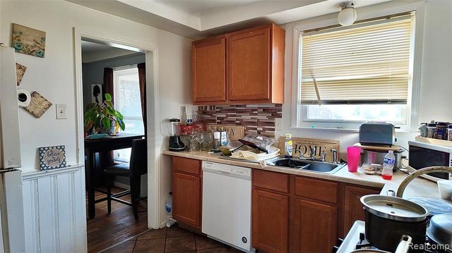 19412 Prest Street, Detroit, MI 48235