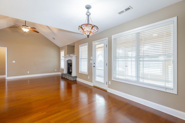 40 Holly Oak Lane, Ringgold, GA 30736