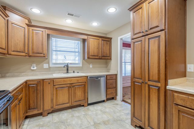 40 Holly Oak Lane, Ringgold, GA 30736