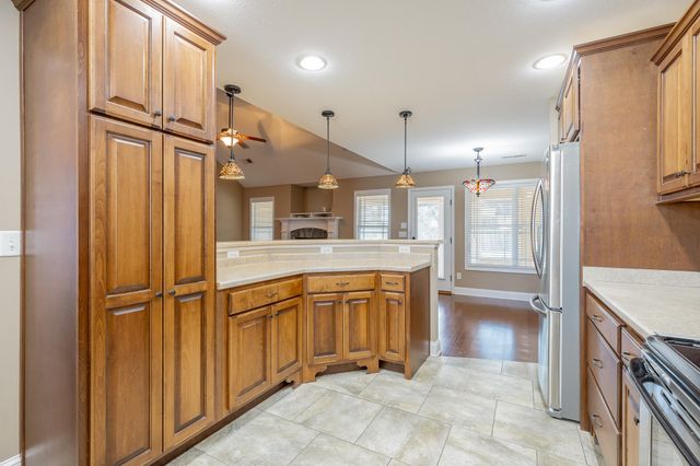 40 Holly Oak Lane, Ringgold, GA 30736