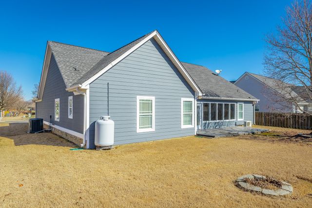 40 Holly Oak Lane, Ringgold, GA 30736