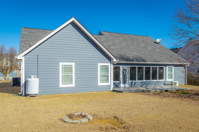 40 Holly Oak Lane, Ringgold, GA 30736