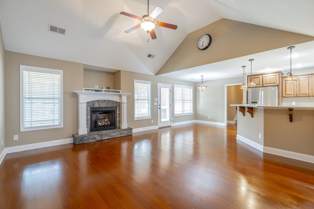 40 Holly Oak Lane, Ringgold, GA 30736