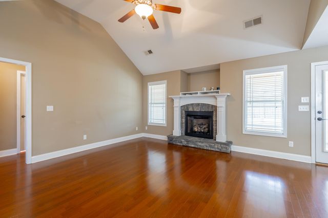 40 Holly Oak Lane, Ringgold, GA 30736