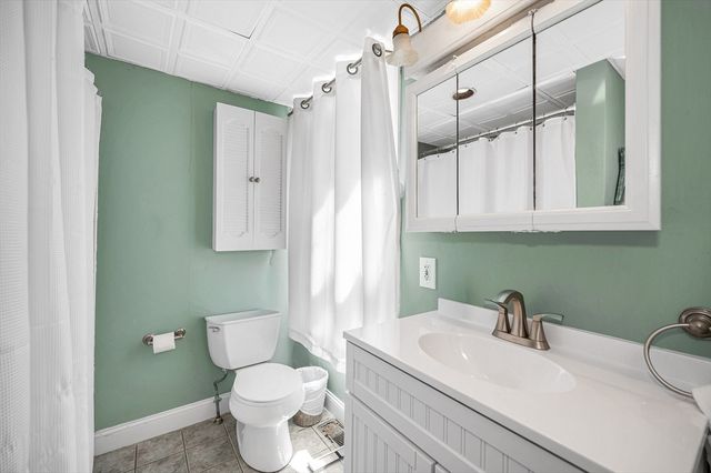 43 W 5th Ave, Lowell, MA 01854