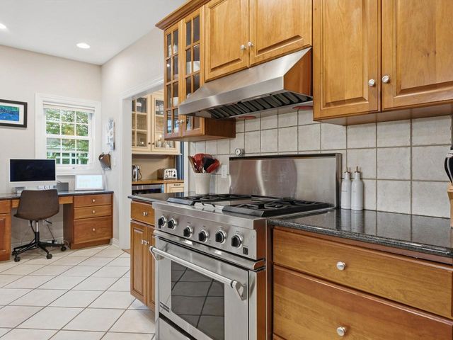 615 Treehouse PARKWAY, Kohler, WI 53044