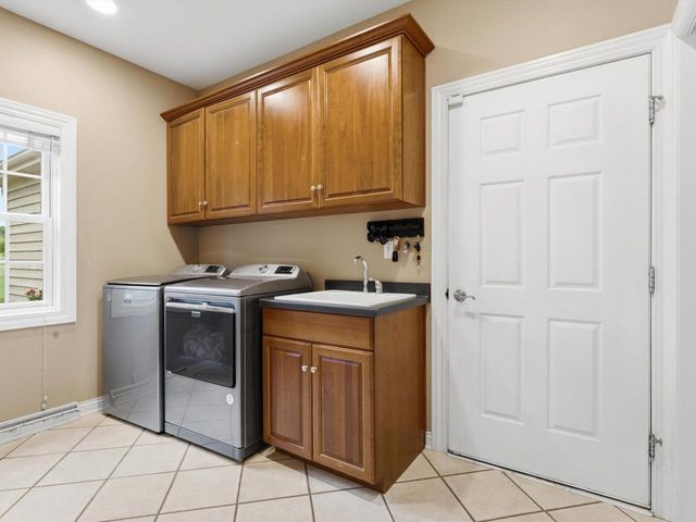 615 Treehouse PARKWAY, Kohler, WI 53044