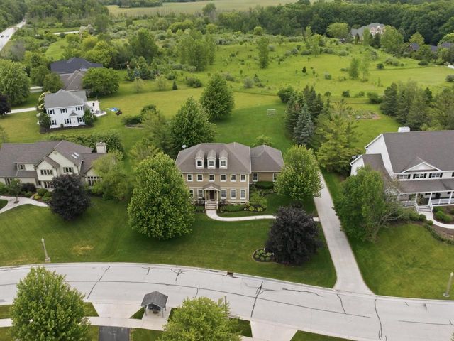 615 Treehouse PARKWAY, Kohler, WI 53044