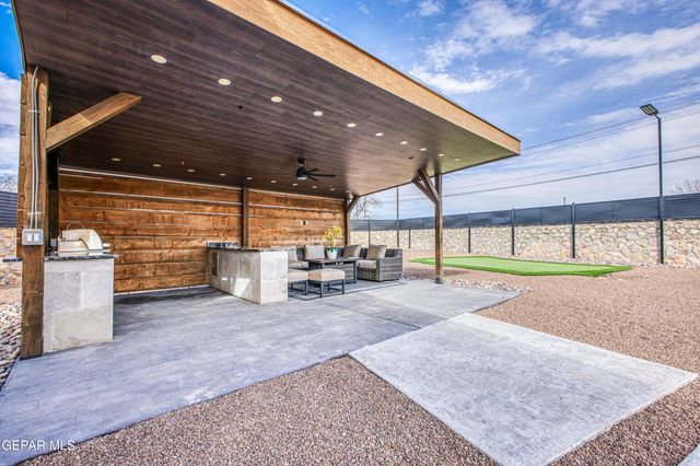 6328 CAMINO PINON Place, El Paso, TX 79932