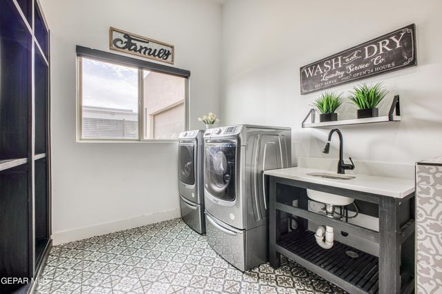 6328 CAMINO PINON Place, El Paso, TX 79932