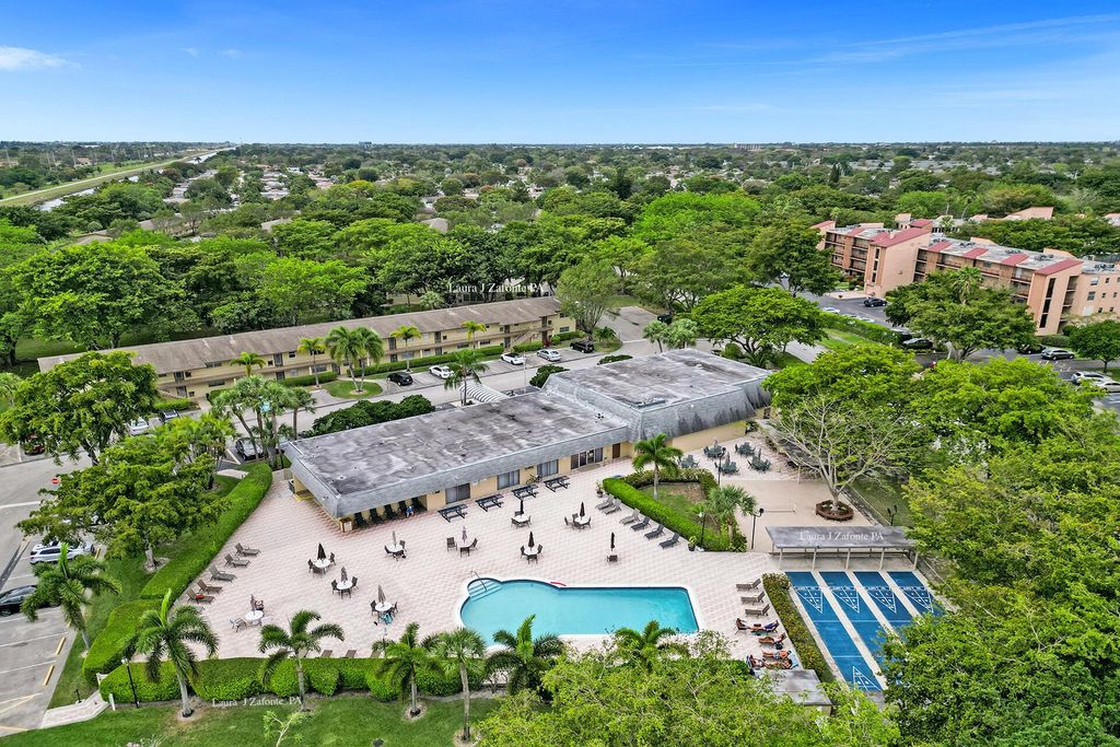 201 NW 76th Avenue 203, Margate, FL 33063