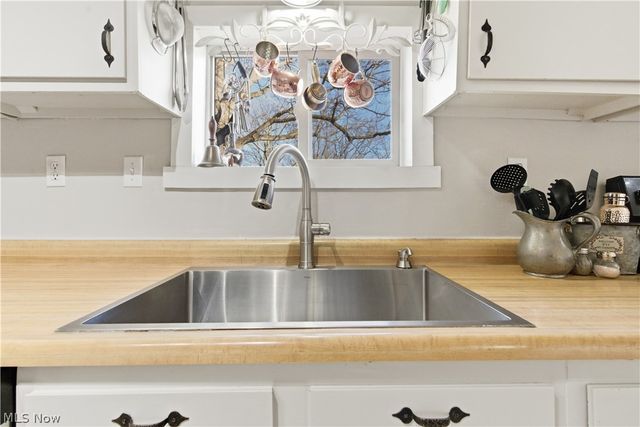 52450 Tower Road, Cumberland, OH 43732