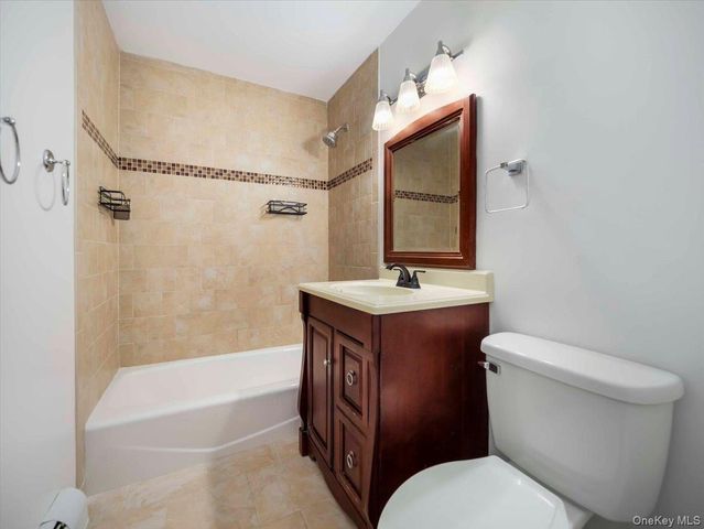 27 Tanager Road 2702, Monroe, NY 10950