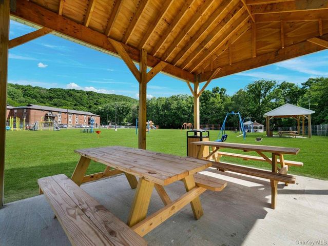 27 Tanager Road 2702, Monroe, NY 10950