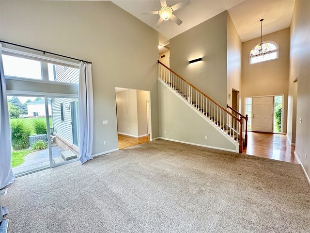 12868 Burgandy Drive, South Lyon, MI 48178