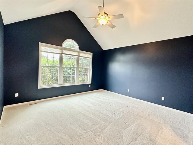 12868 Burgandy Drive, South Lyon, MI 48178