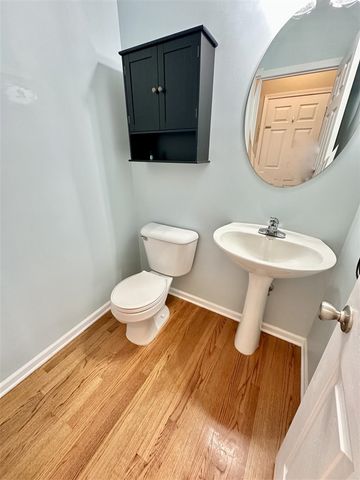 12868 Burgandy Drive, South Lyon, MI 48178
