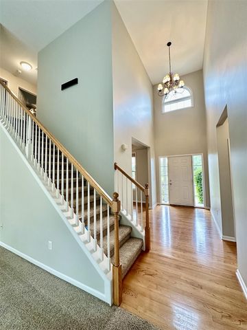 12868 Burgandy Drive, South Lyon, MI 48178