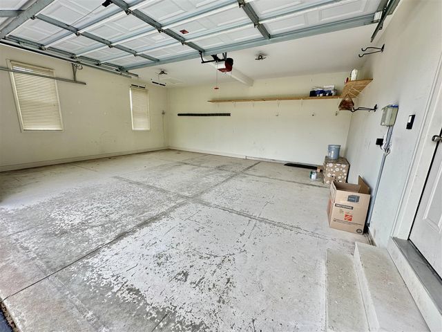 12868 Burgandy Drive, South Lyon, MI 48178