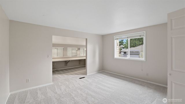 16751 154th Avenue SE, Renton, WA 98058