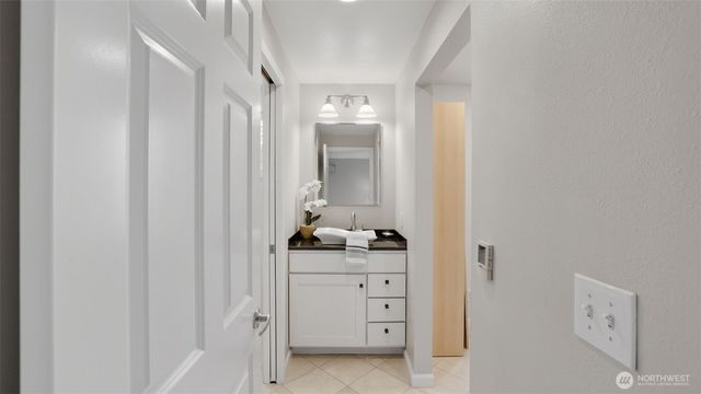 16751 154th Avenue SE, Renton, WA 98058