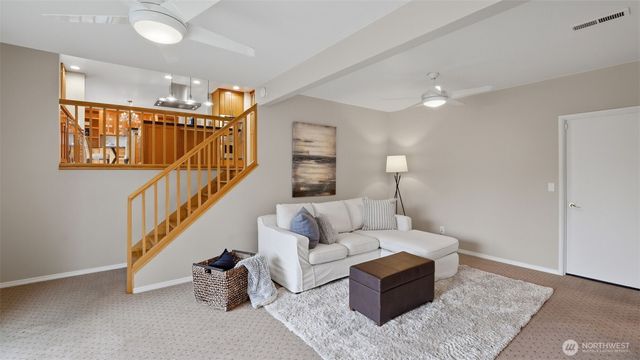 16751 154th Avenue SE, Renton, WA 98058