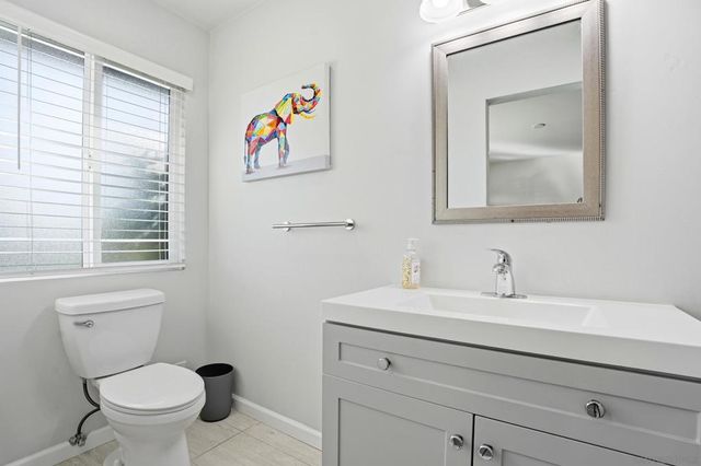 361 Murray Dr., El Cajon, CA 92020