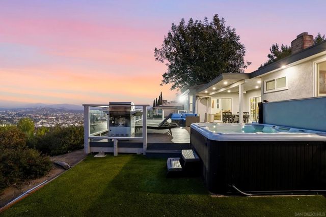 361 Murray Dr., El Cajon, CA 92020