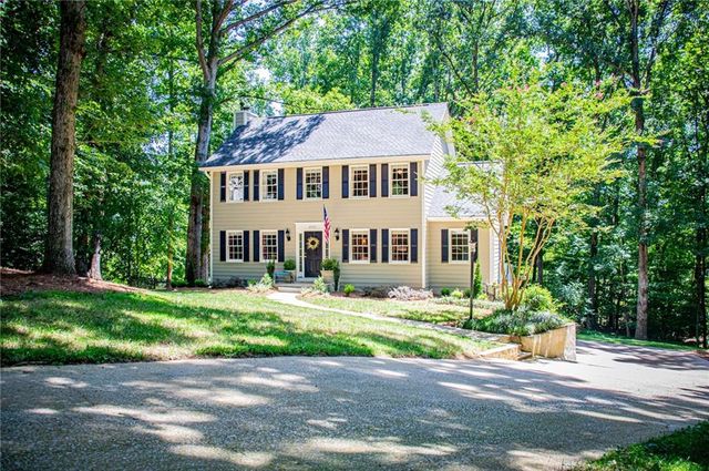3191 Cedardale Drive, Douglasville, GA 30135