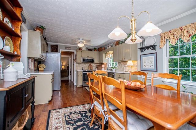3191 Cedardale Drive, Douglasville, GA 30135