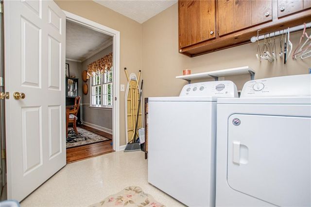 3191 Cedardale Drive, Douglasville, GA 30135