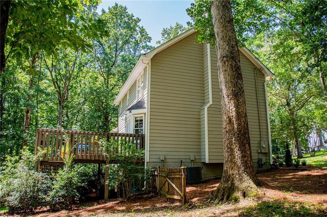 3191 Cedardale Drive, Douglasville, GA 30135
