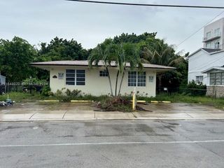 800 NE 85th Street, Miami, FL 33138
