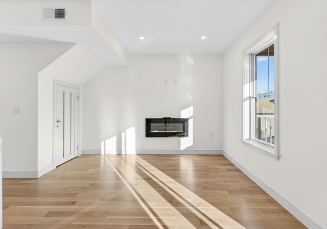 21B Kent Court B, Somerville, MA 02143