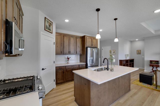 342 Emmy Lane, Hanover, MN 55341
