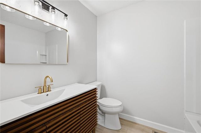 2201 Marvonne Road, Lawrence, KS 66047