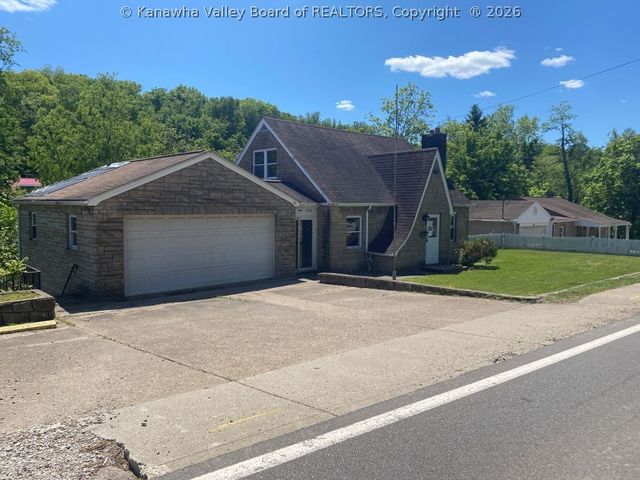 914 Lincoln Drive, South Charleston, WV 25309