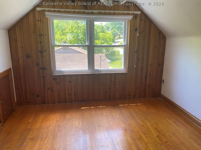 914 Lincoln Drive, South Charleston, WV 25309